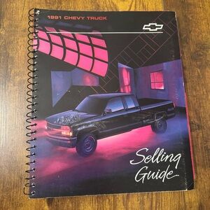 Chevrolet‎ 1991 Chevy Truck Dealer Selling Guide Confidential Spiral Bound